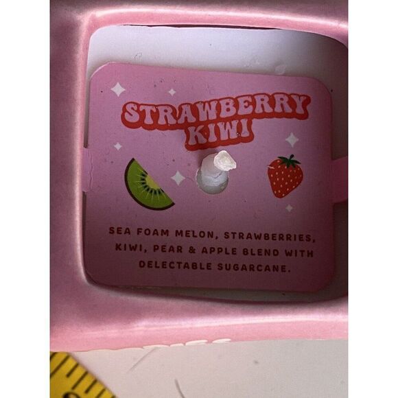 DW Home Goodies Strawberry Kiwi Scented Candle 7 Oz Juice Box NEW - Picture 12 of 12